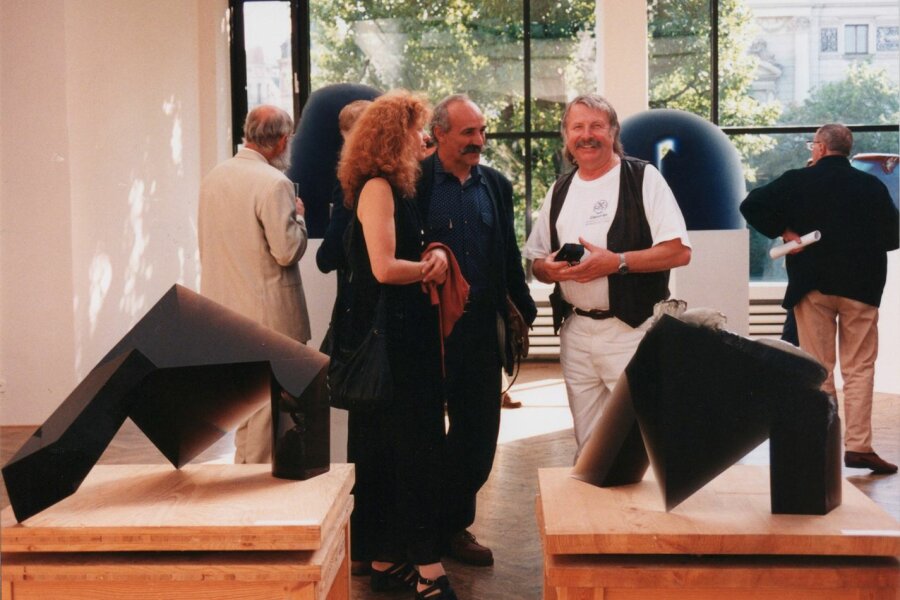 uprostřed Valér Kováč